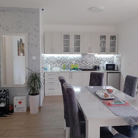 Apartman Dve Lipe Palić Εξωτερικό φωτογραφία
